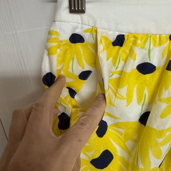Lilly Pulitzer Erin Skirt Yellow Sunflower Print Size 00, EUC - Picture 2 of 10